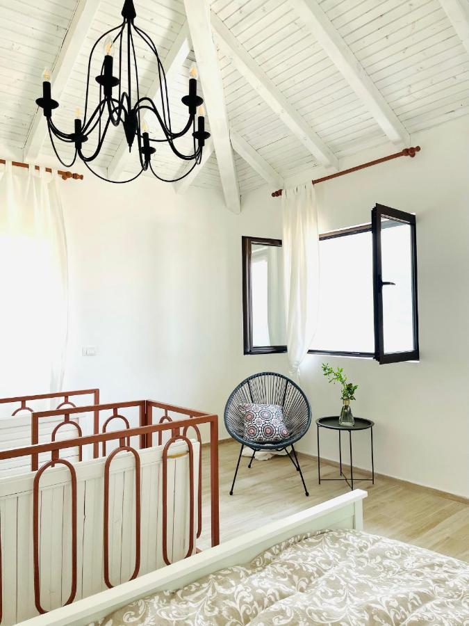 Chic Sea Front Apartment With Breathtaking Kotor Bay View Donji Stoliv Exterior foto